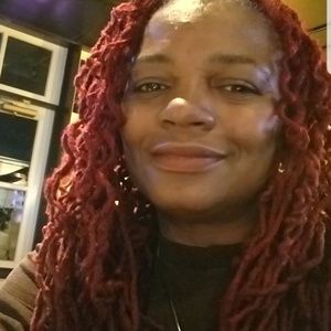 Meet your Posher, Vanessa